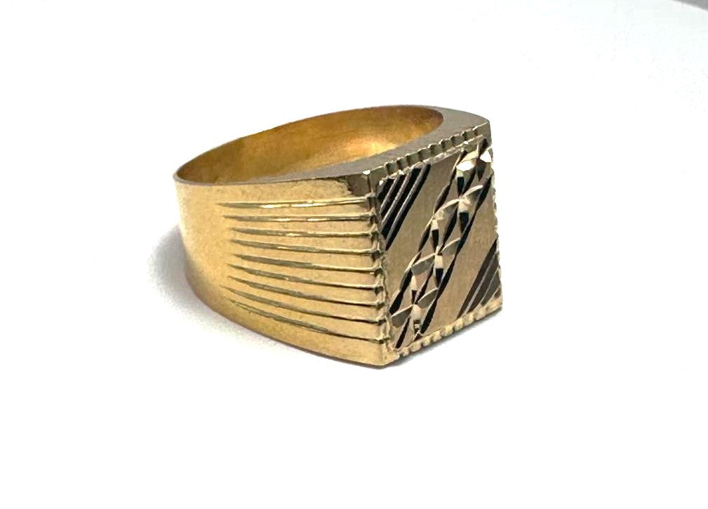 21kt Men laser cut Ring