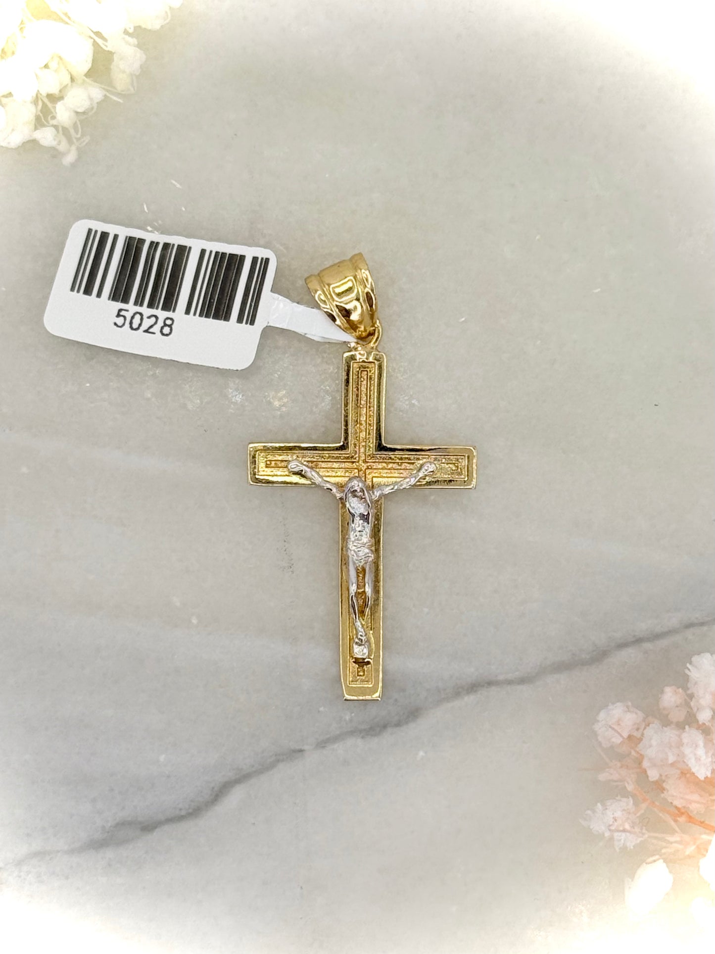 18K Gold Two-Tone Crucifix Pendant – Jesus on the Cross
