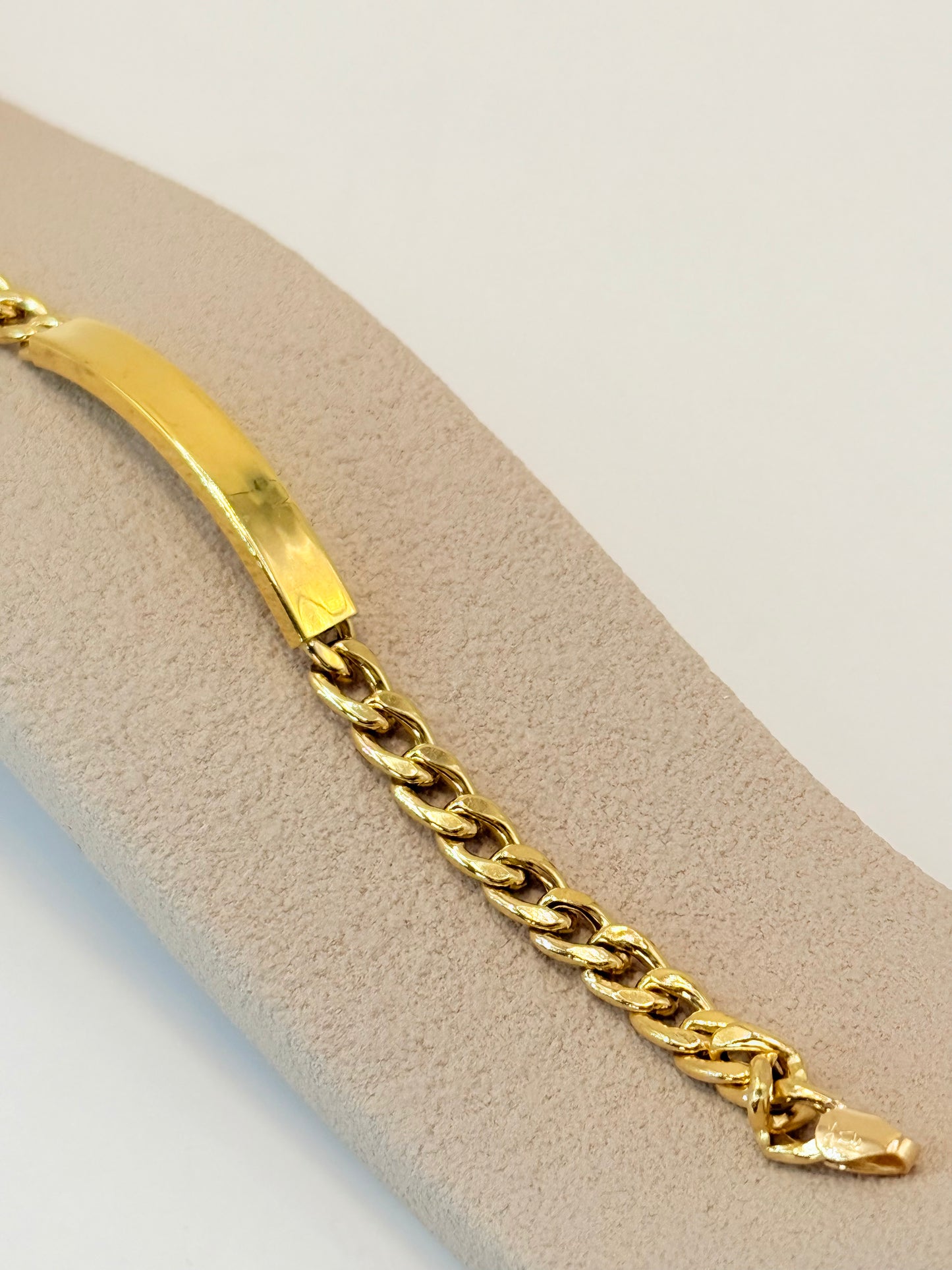 18kt High Dome ID Bracelet