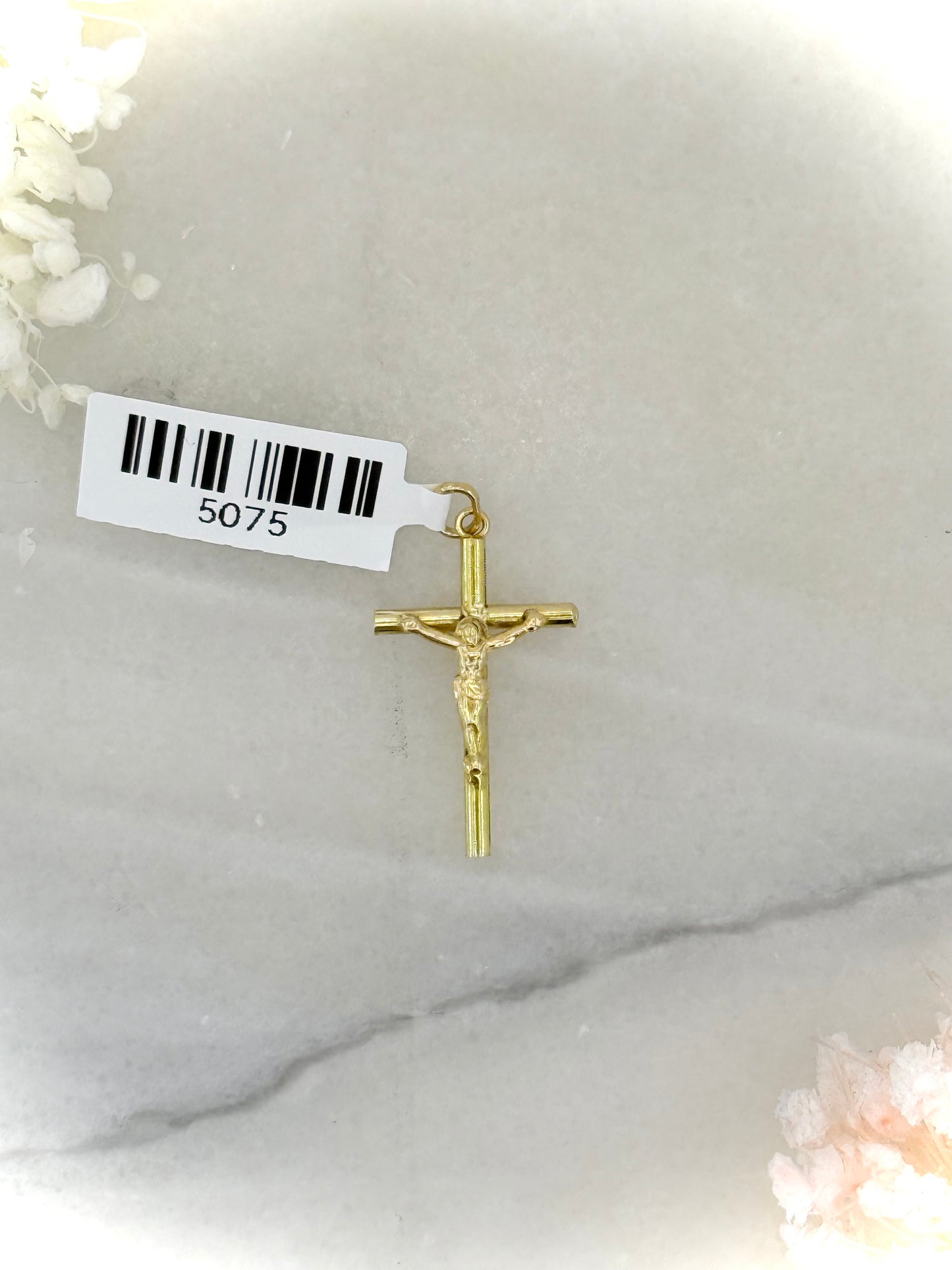 18K Yellow Gold Crucifix Pendant
