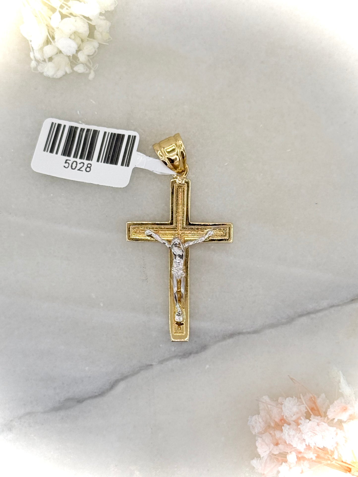 18K Gold Two-Tone Crucifix Pendant – Jesus on the Cross