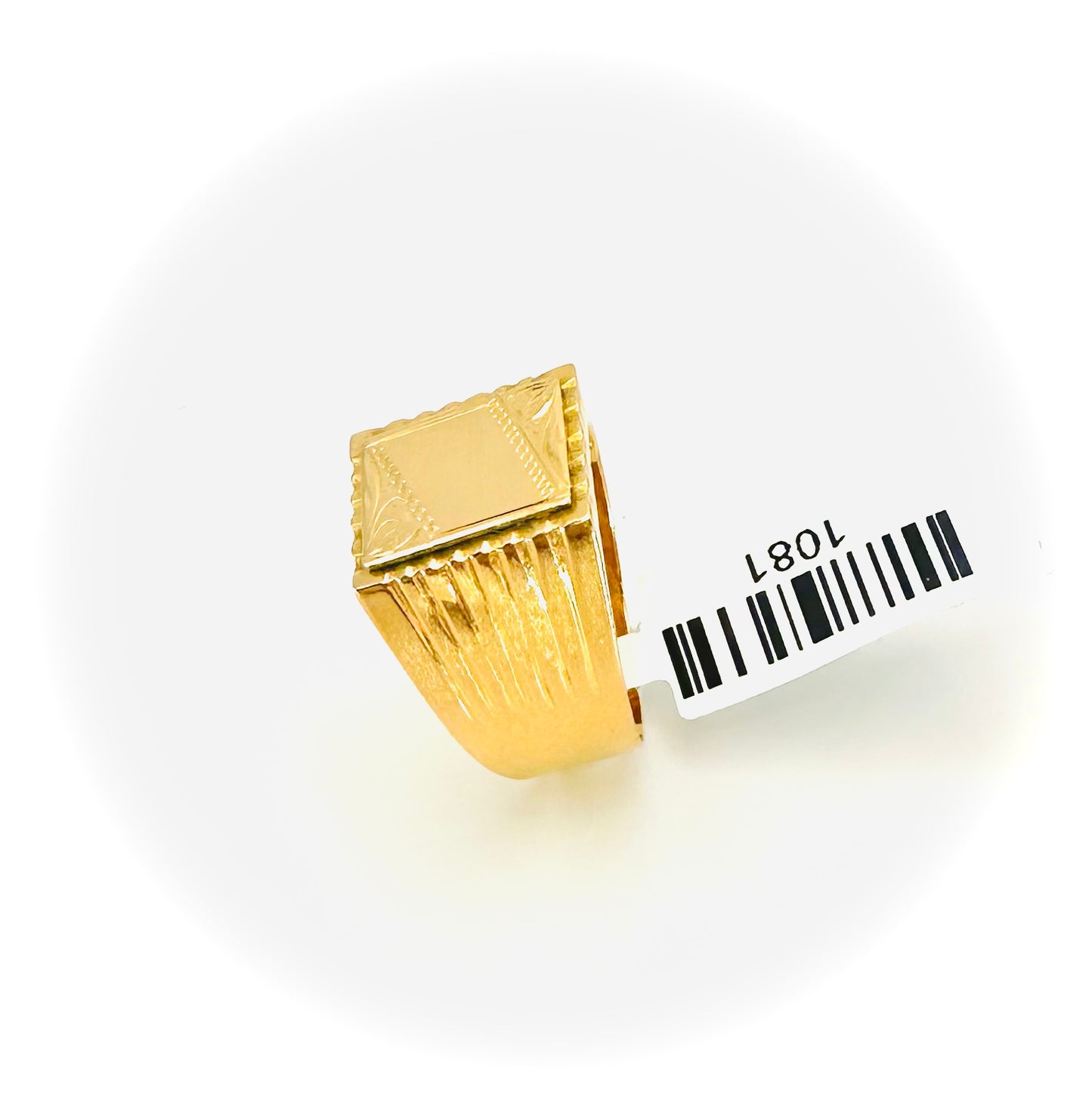 21kt Men laser cut Ring