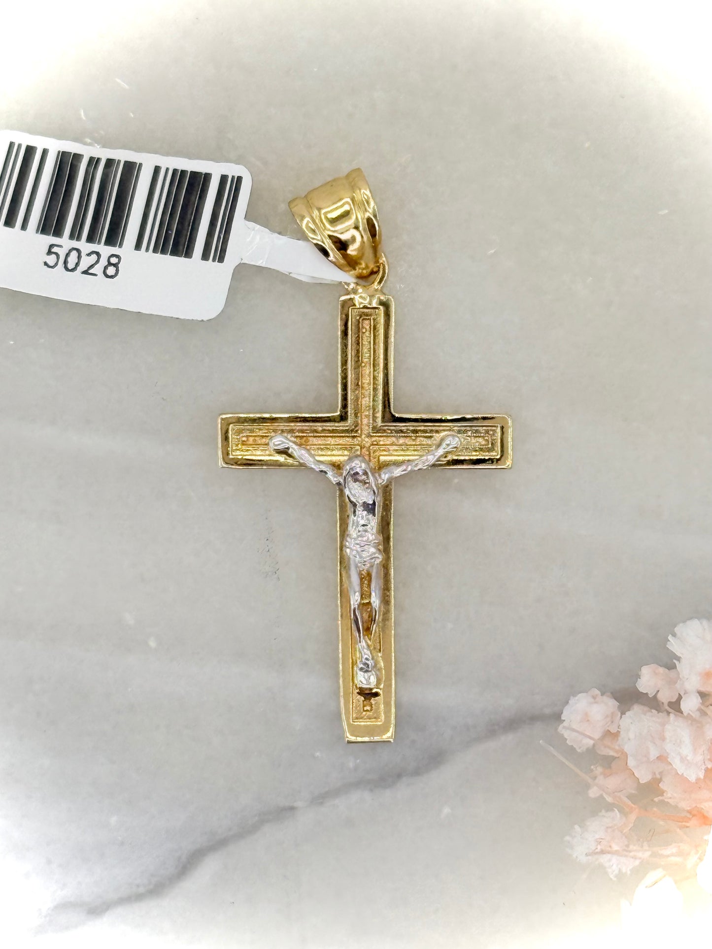 18K Gold Two-Tone Crucifix Pendant – Jesus on the Cross
