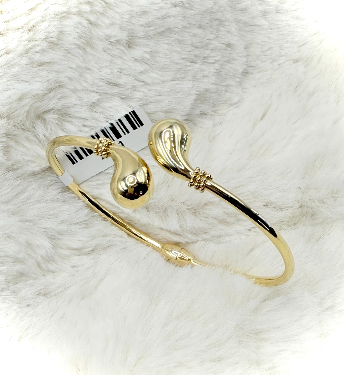 18kt Gold Designer Bangle