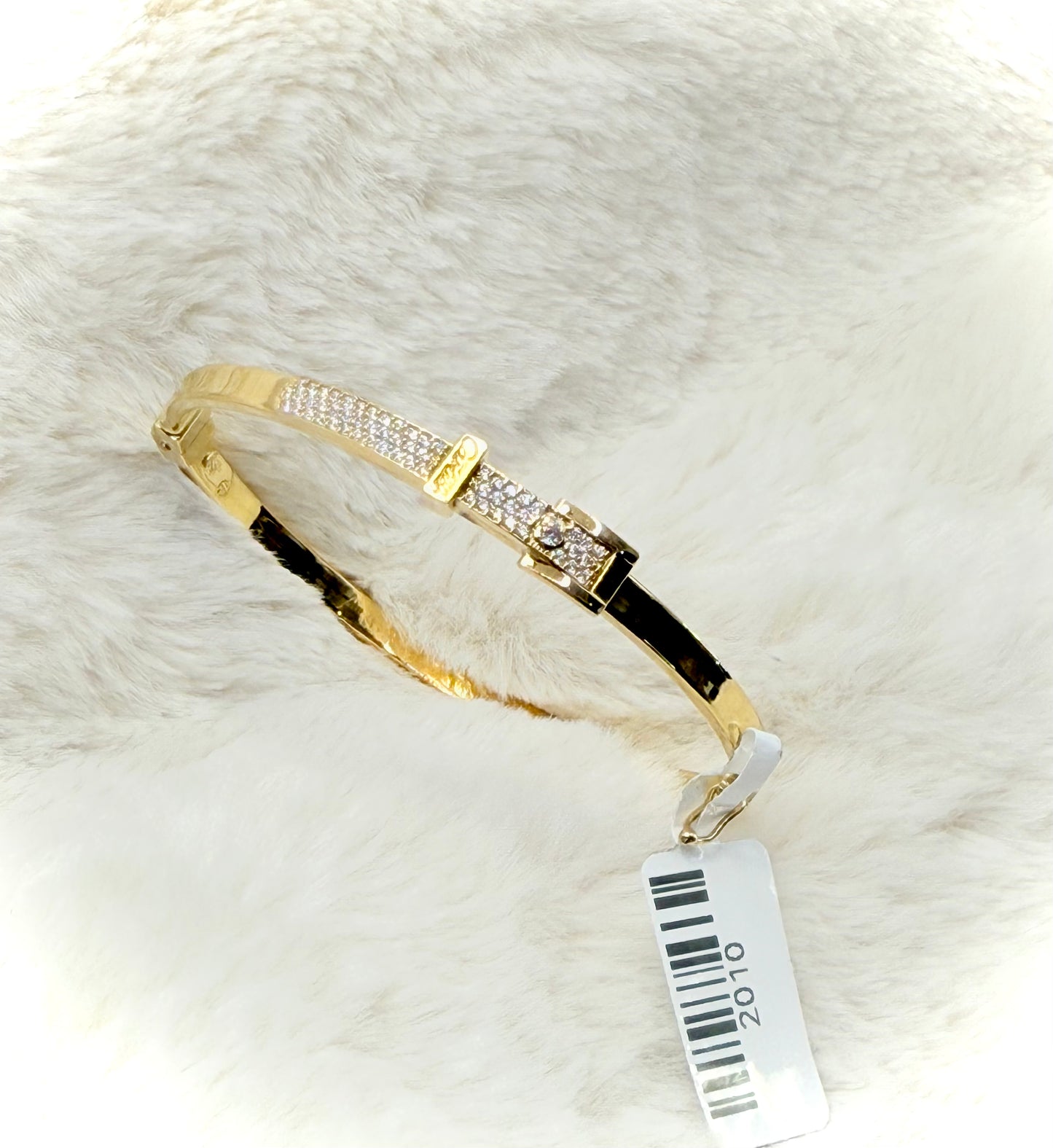 18kt Belt Bangle
