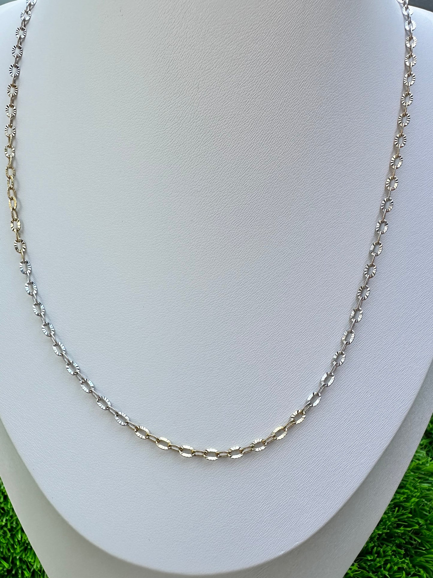 18kt 2Tone Anchor Chain