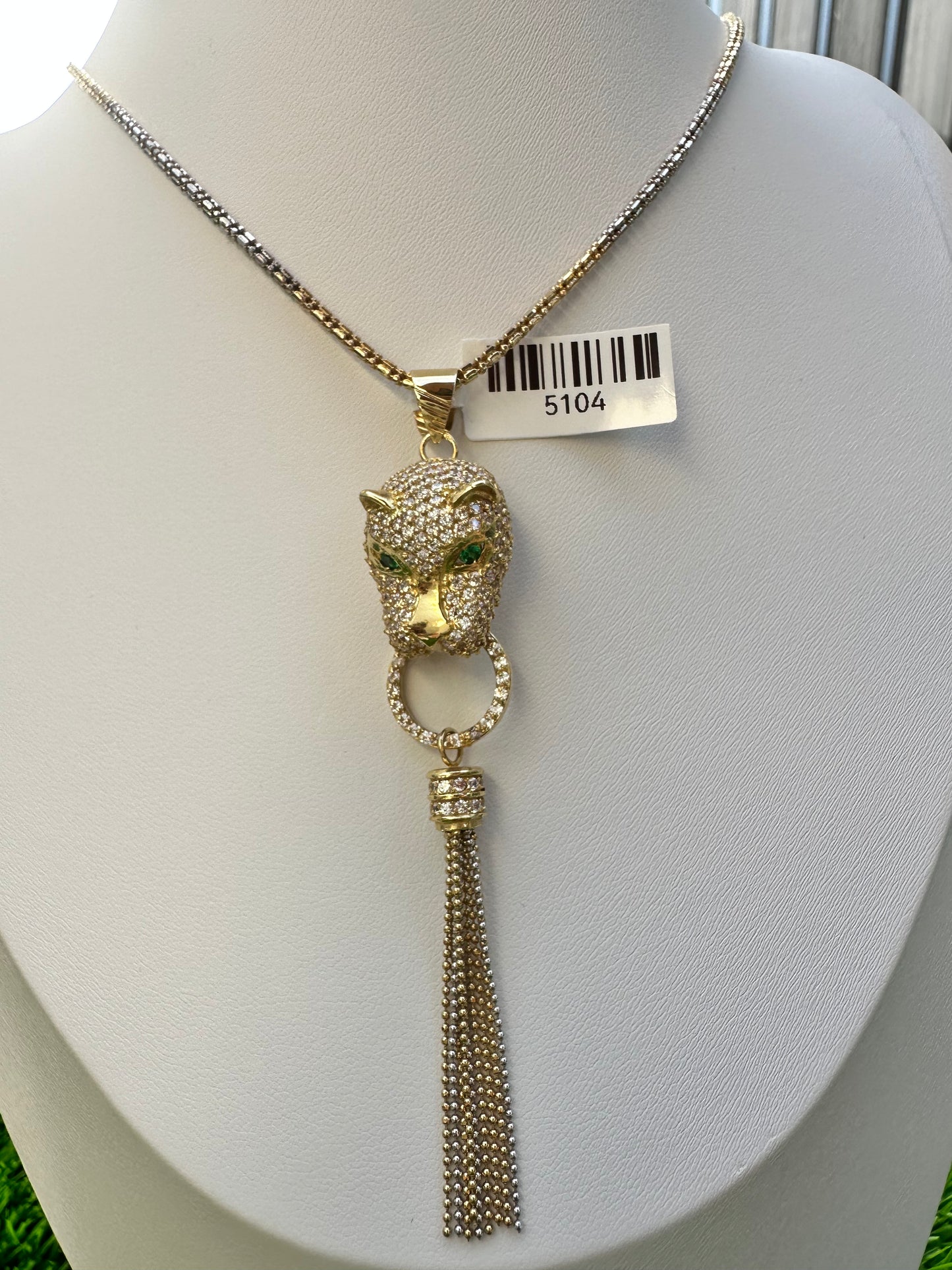 18kt CZ Tiger head Pendant