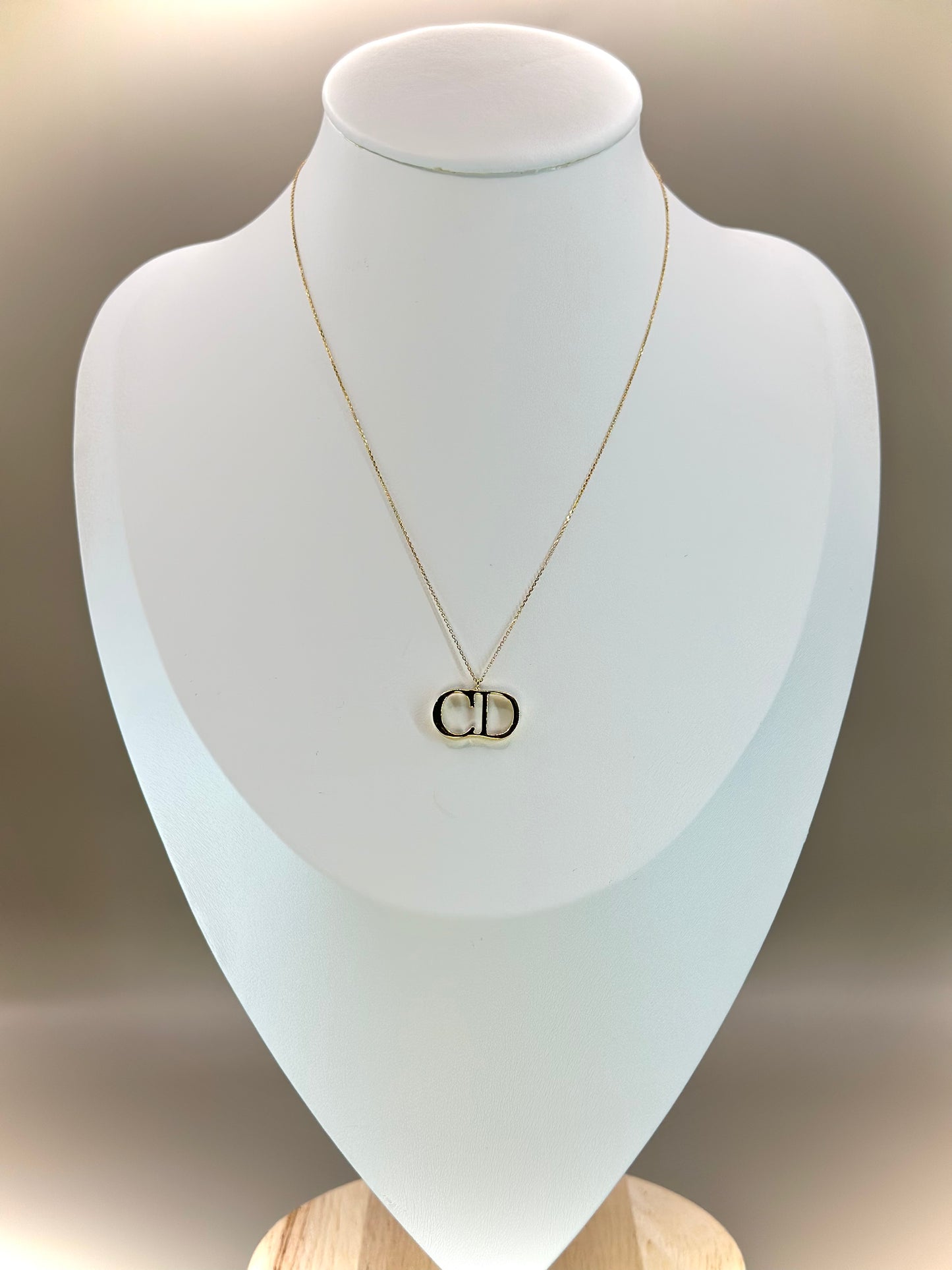 18kt Designer CD Necklace