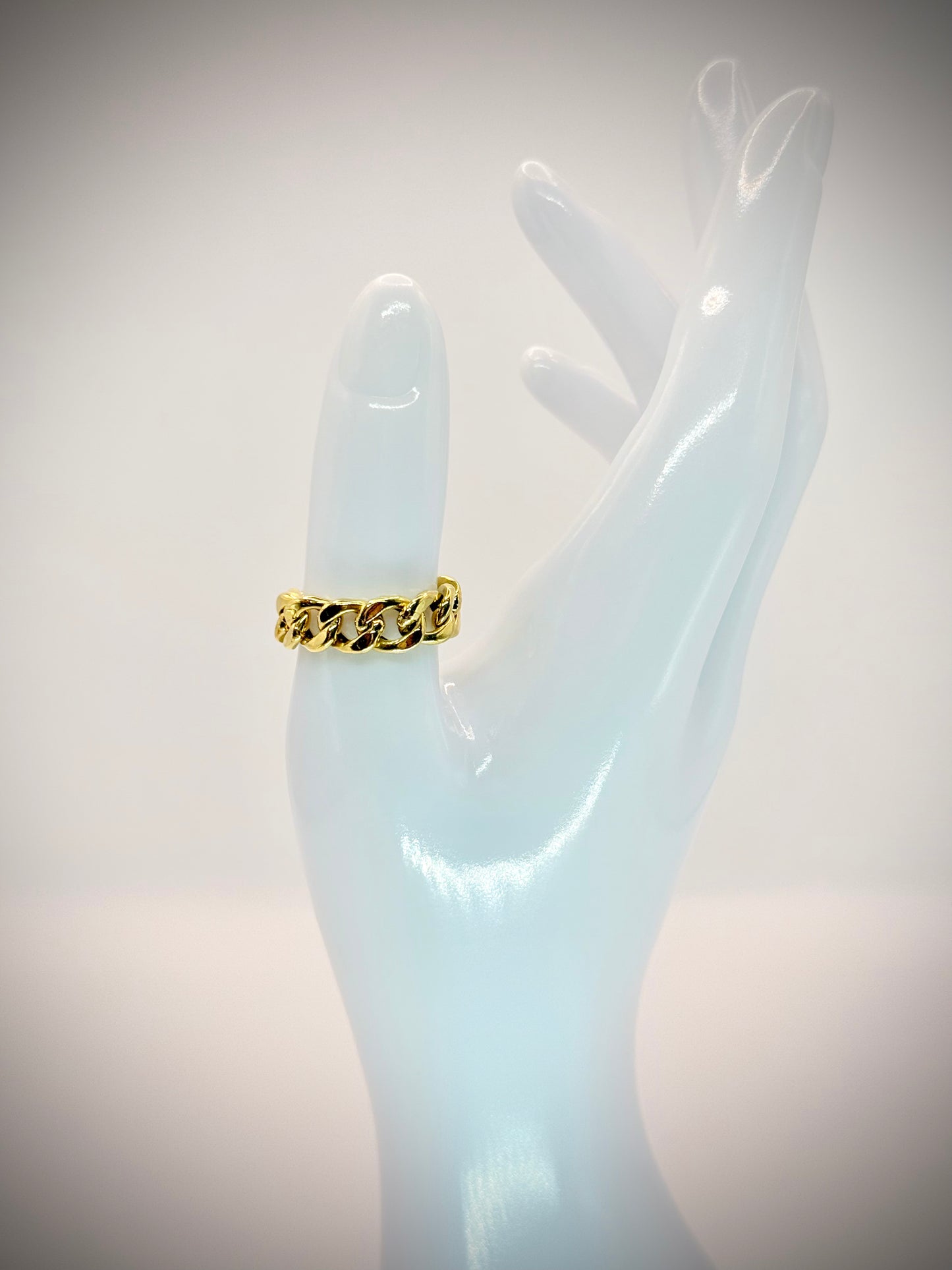 18kt Thick Chain Ring