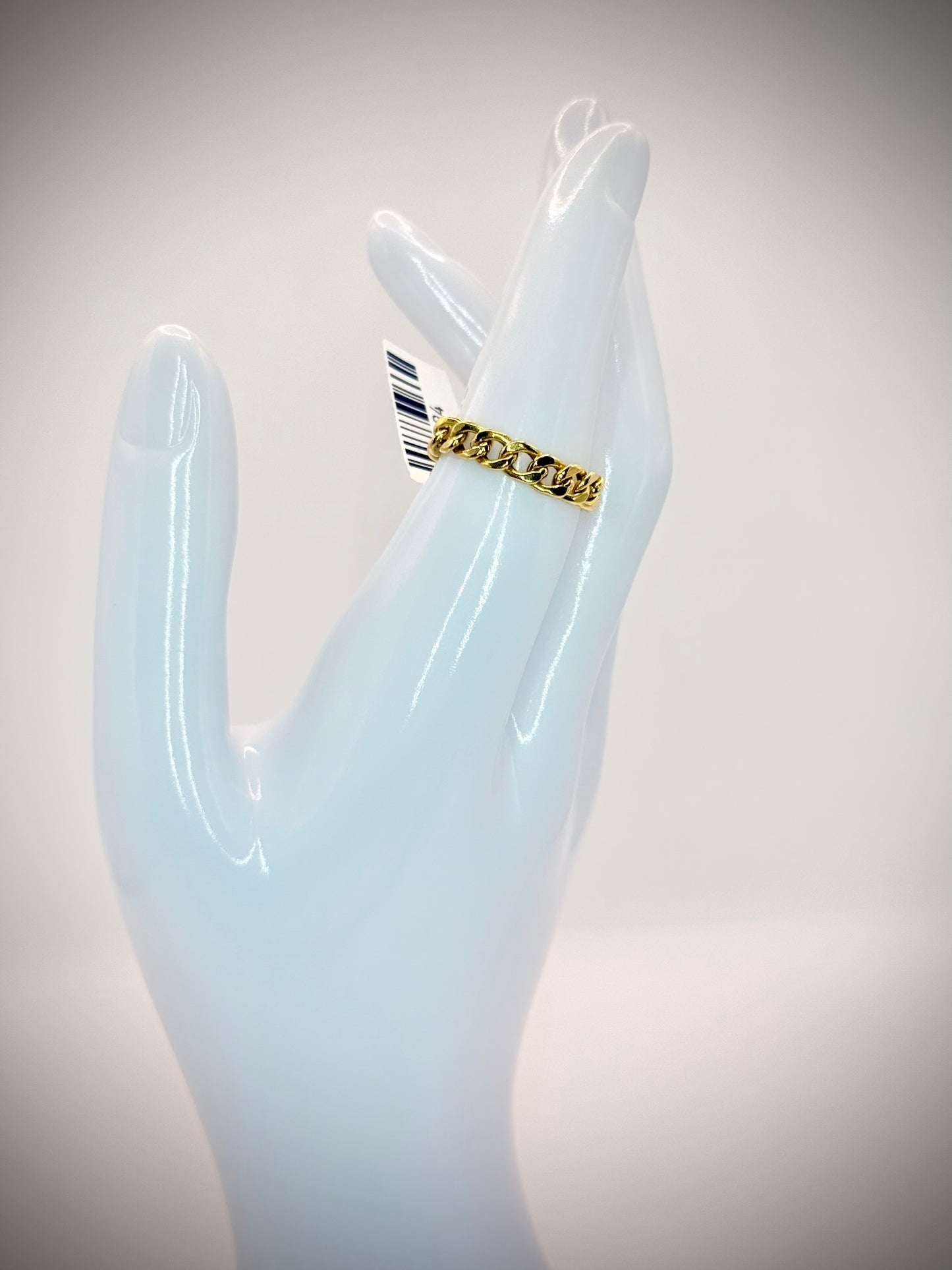 18Karat Gold Chain Ring