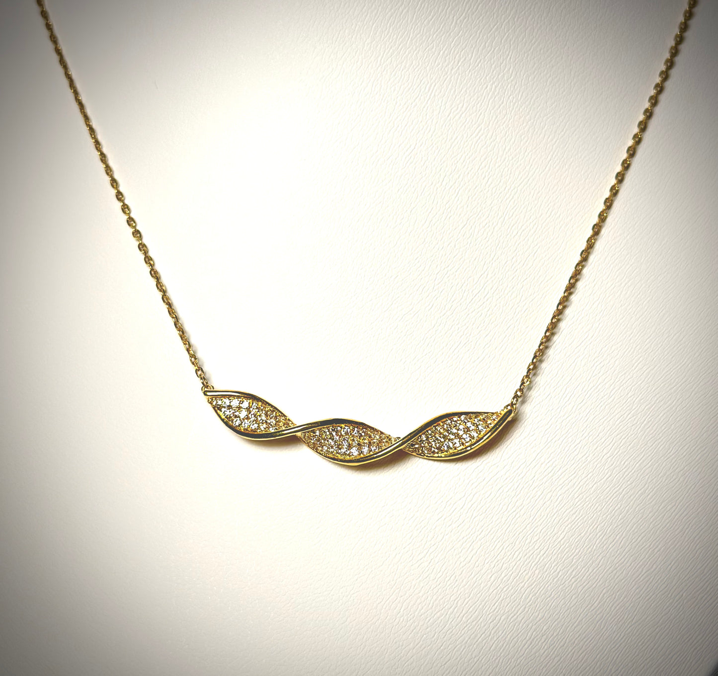 18Kt Spiral Necklace
