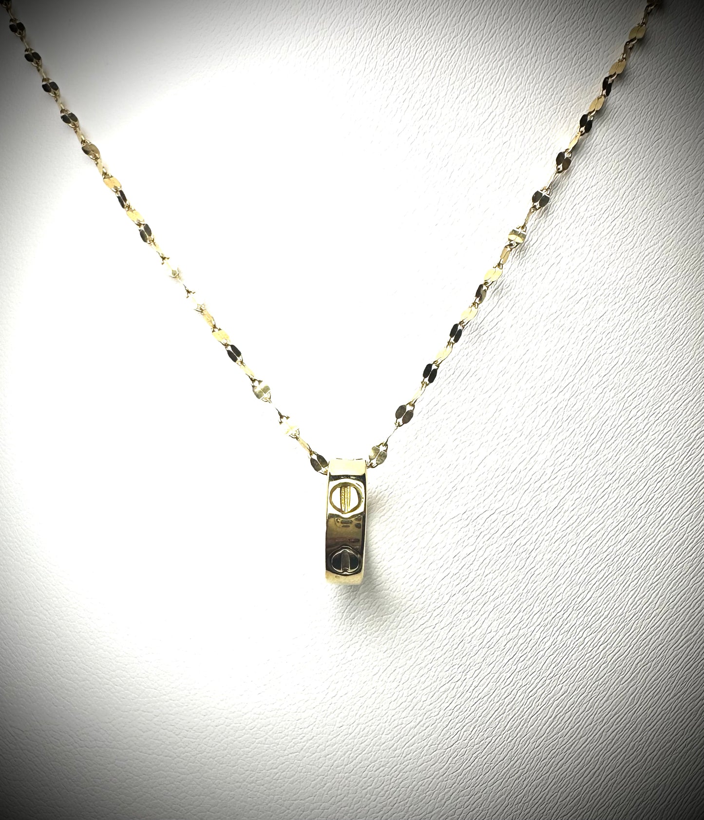 18Kt Designer Necklace