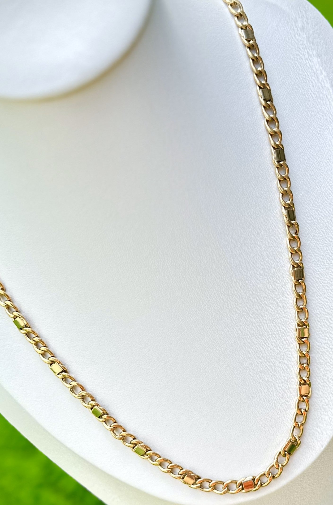18kt unisex Figaro Chain