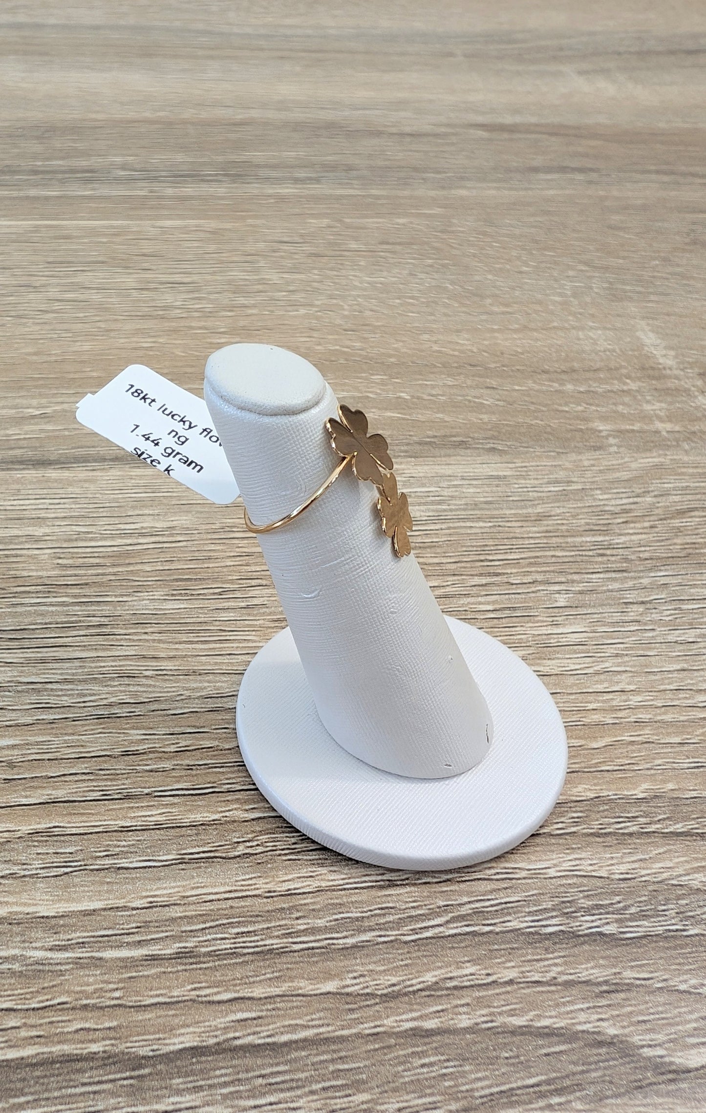 18kt Lucky Leaves Ring