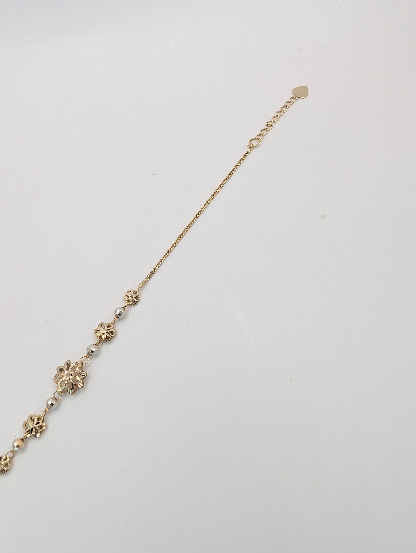 18kt Hollow Flower Bracelet