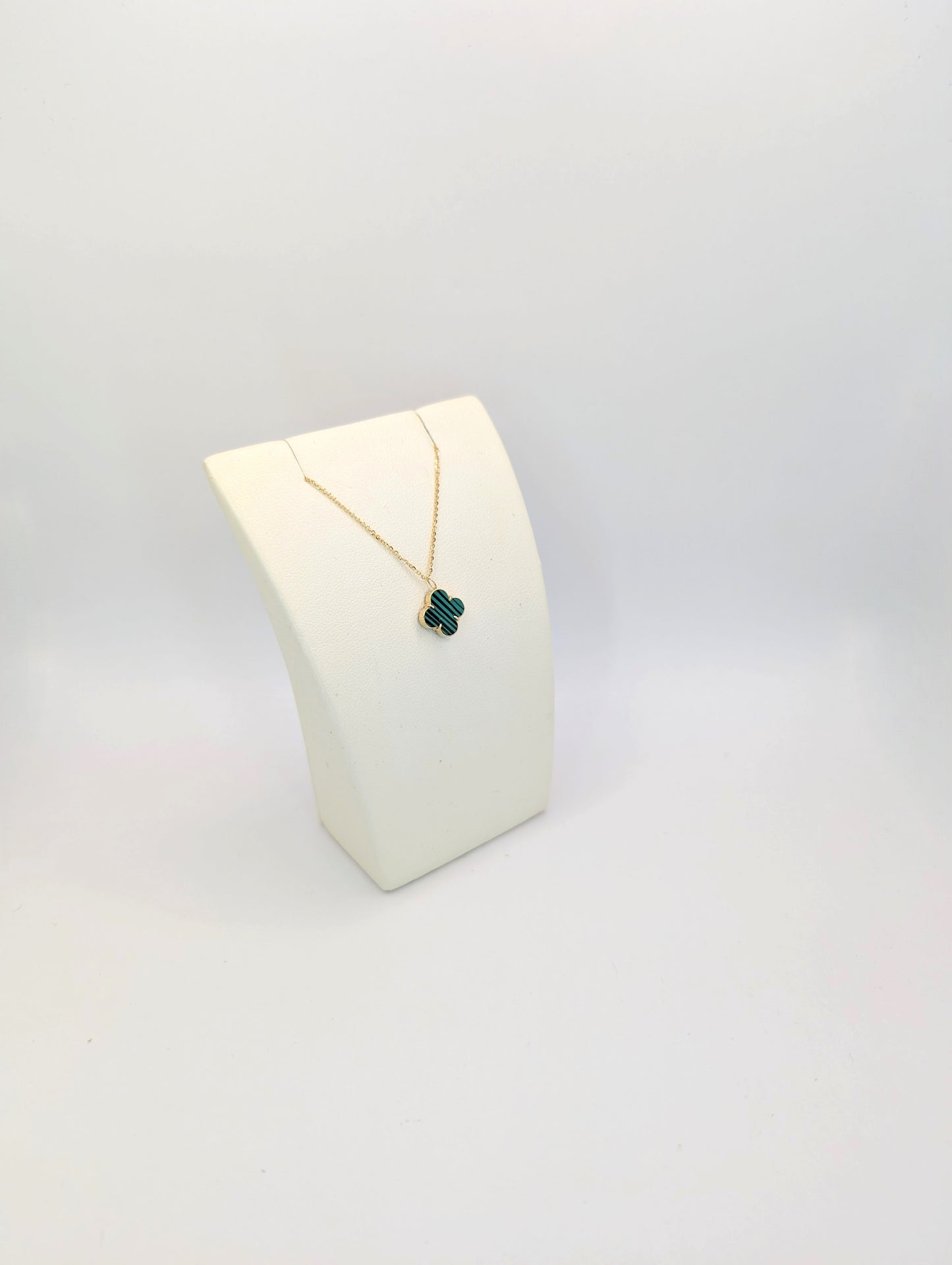 18kt Clover Necklace