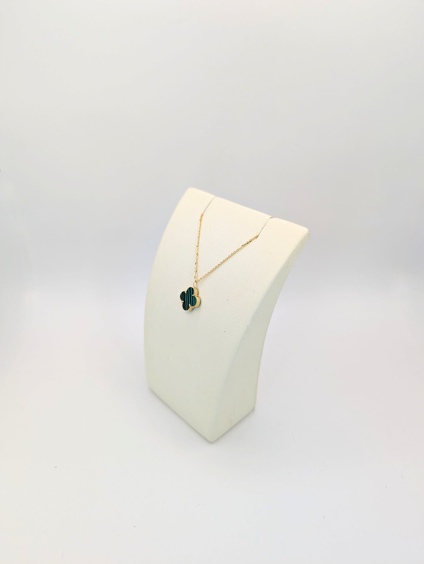 18kt Clover Necklace
