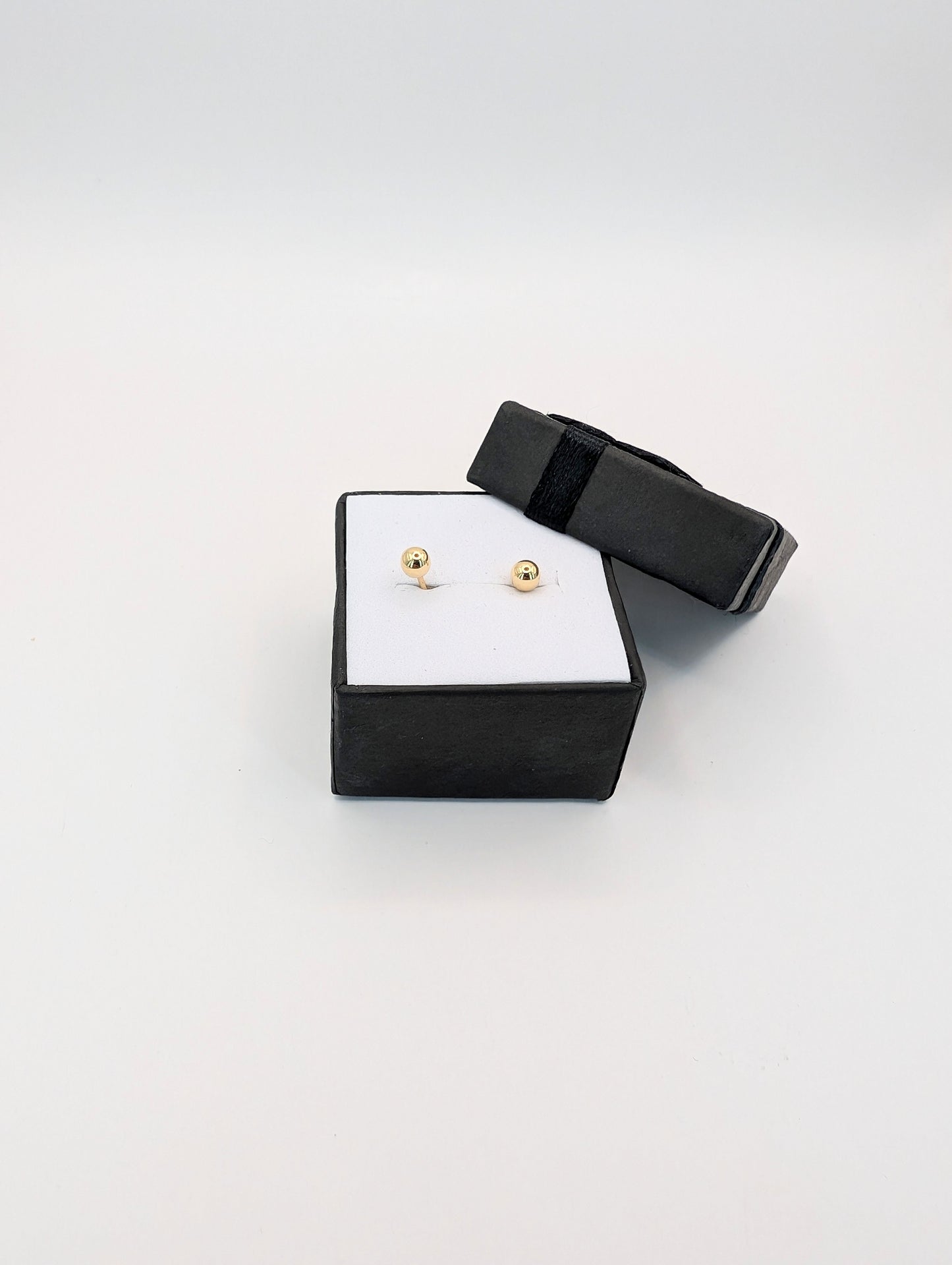 18kt Balls Earring