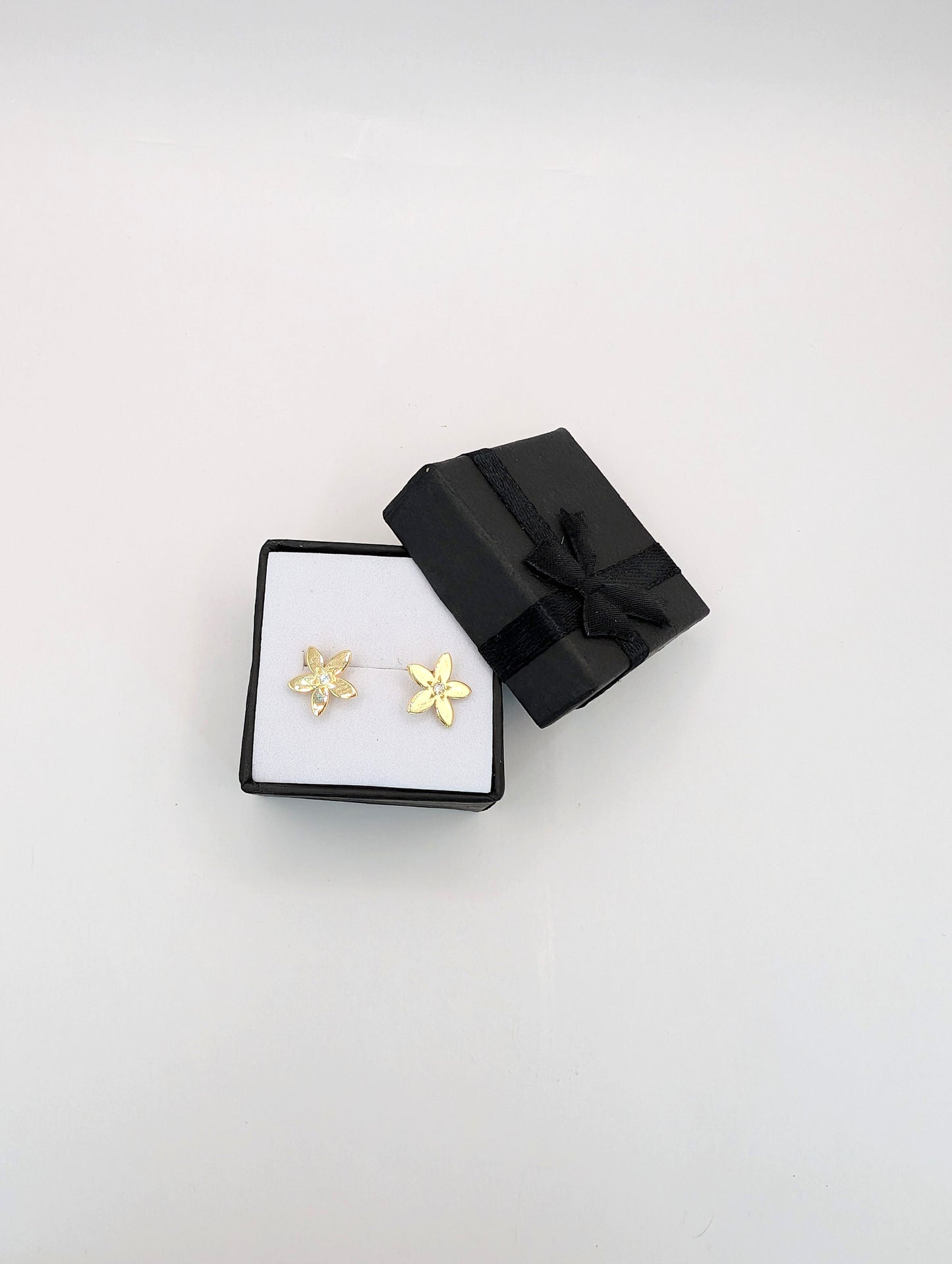18kt CZ Jasmine Earring