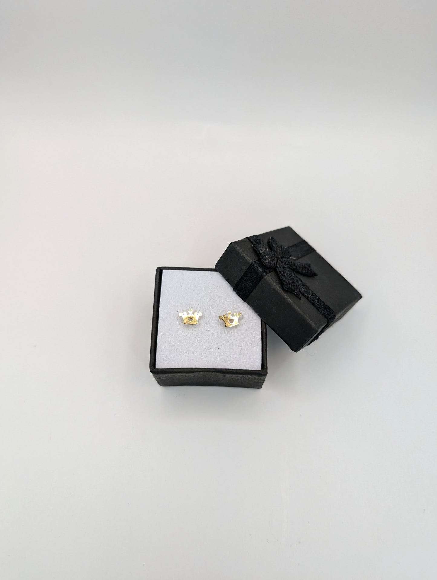 18kt Crown Earring