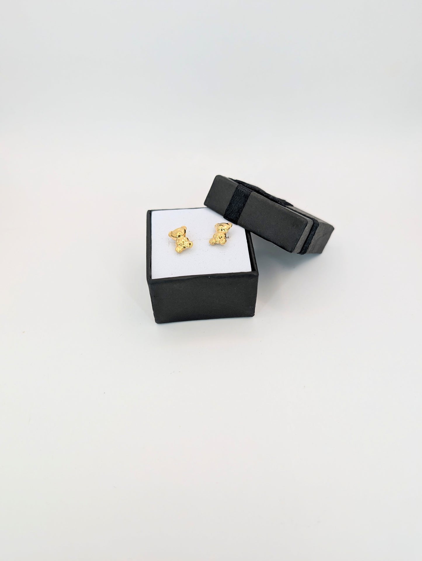 18kt Bear Earring