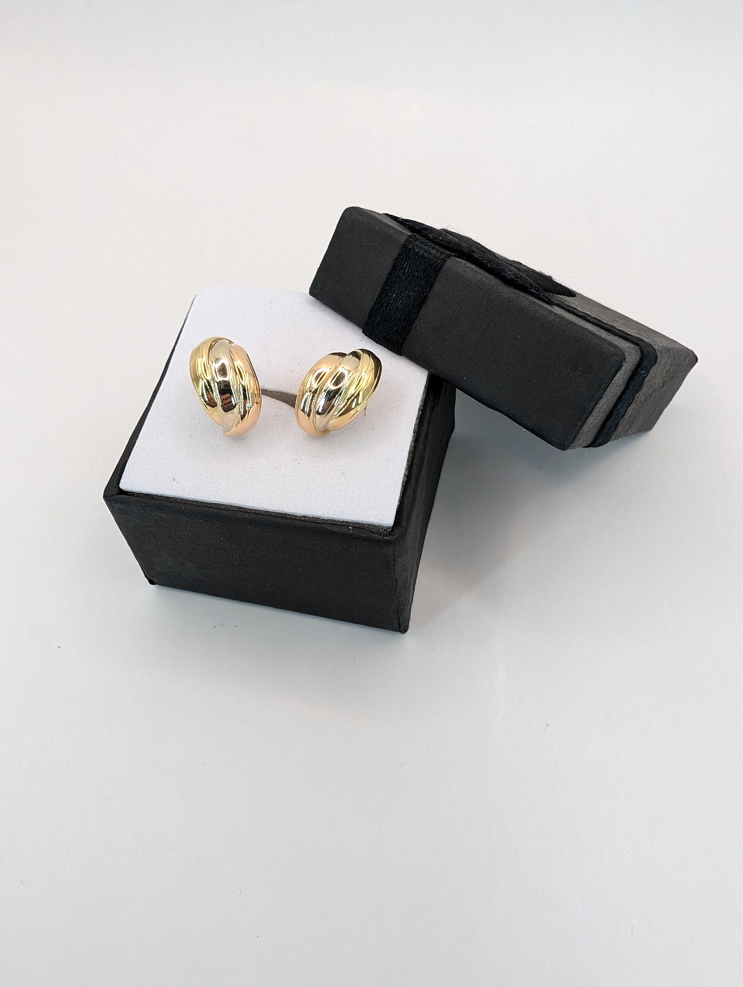 18kt Waves Earring