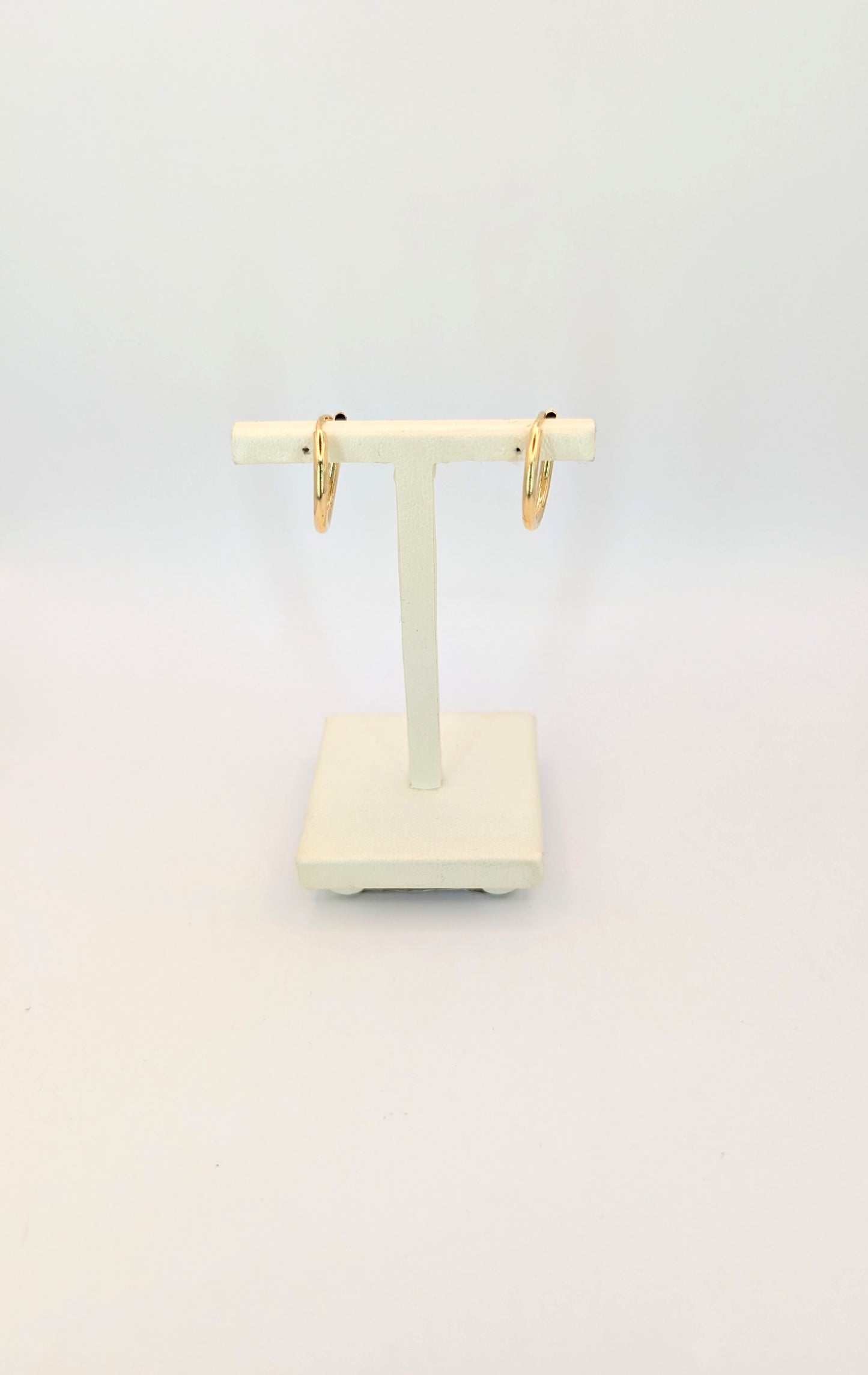 18kt Sleeper Earring
