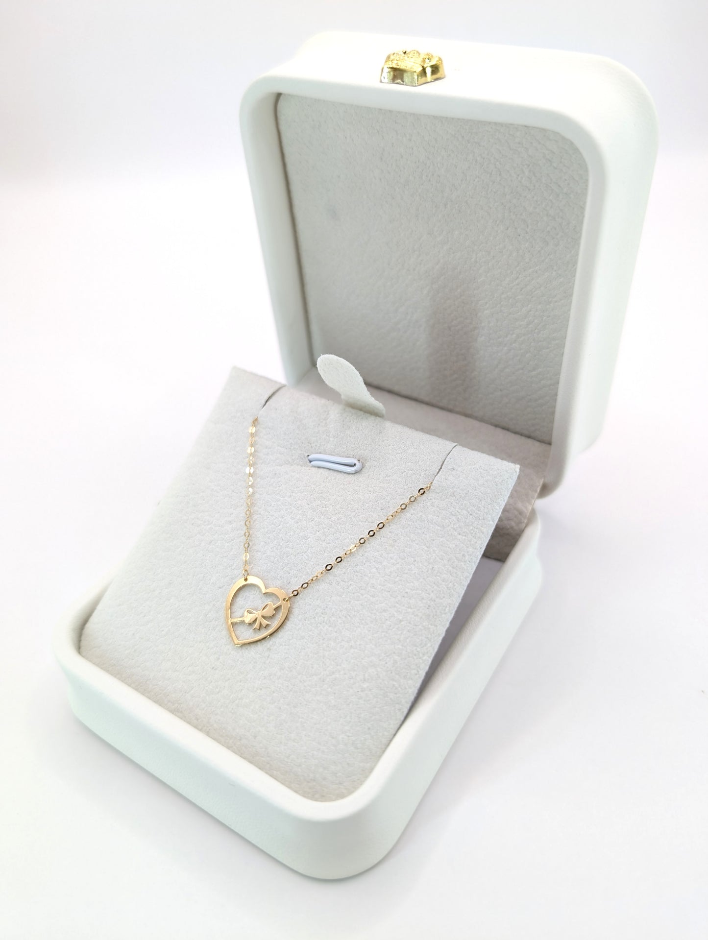 18KT Gold Heart Necklace