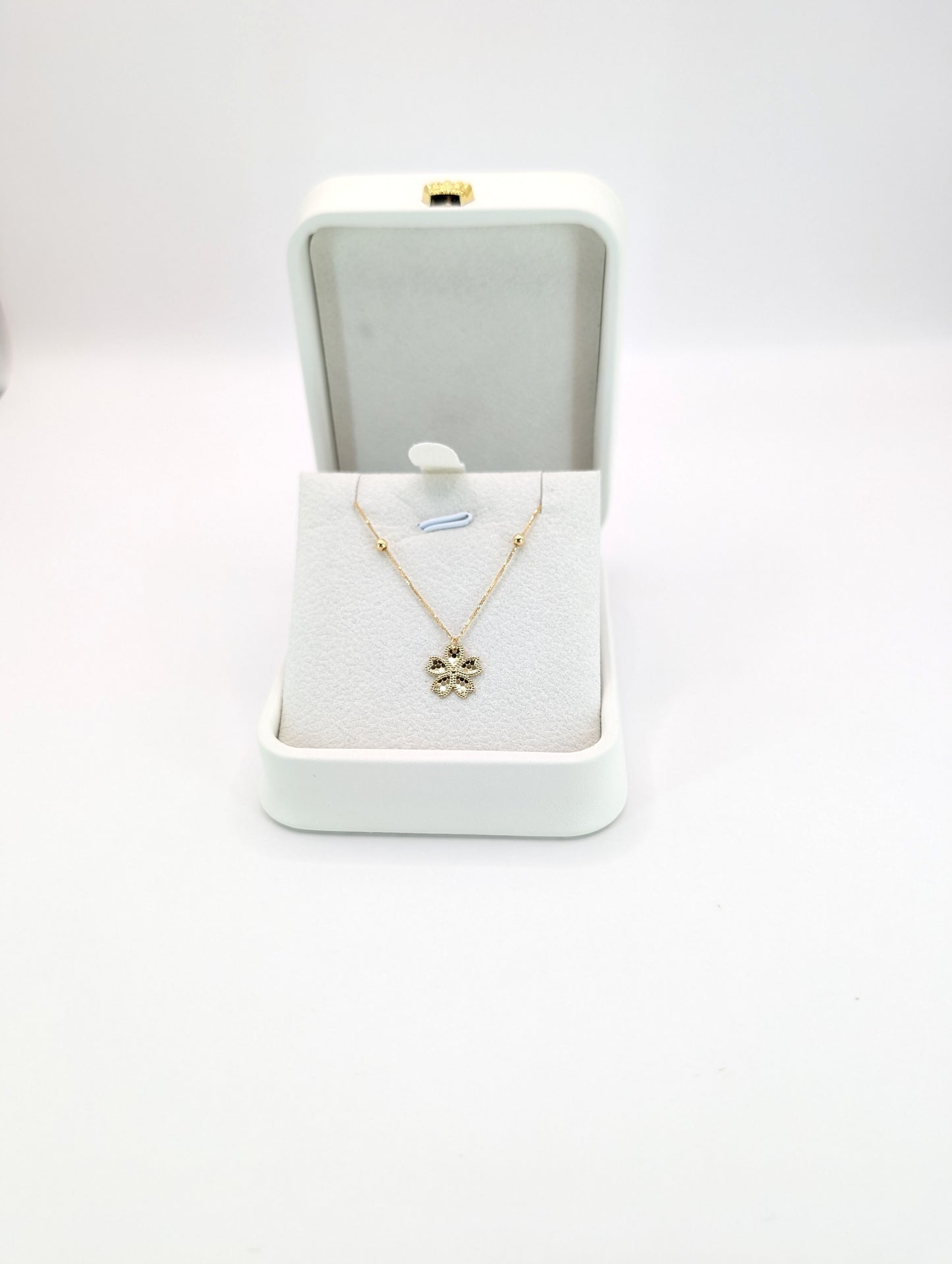 18KT Gold Floral Necklace
