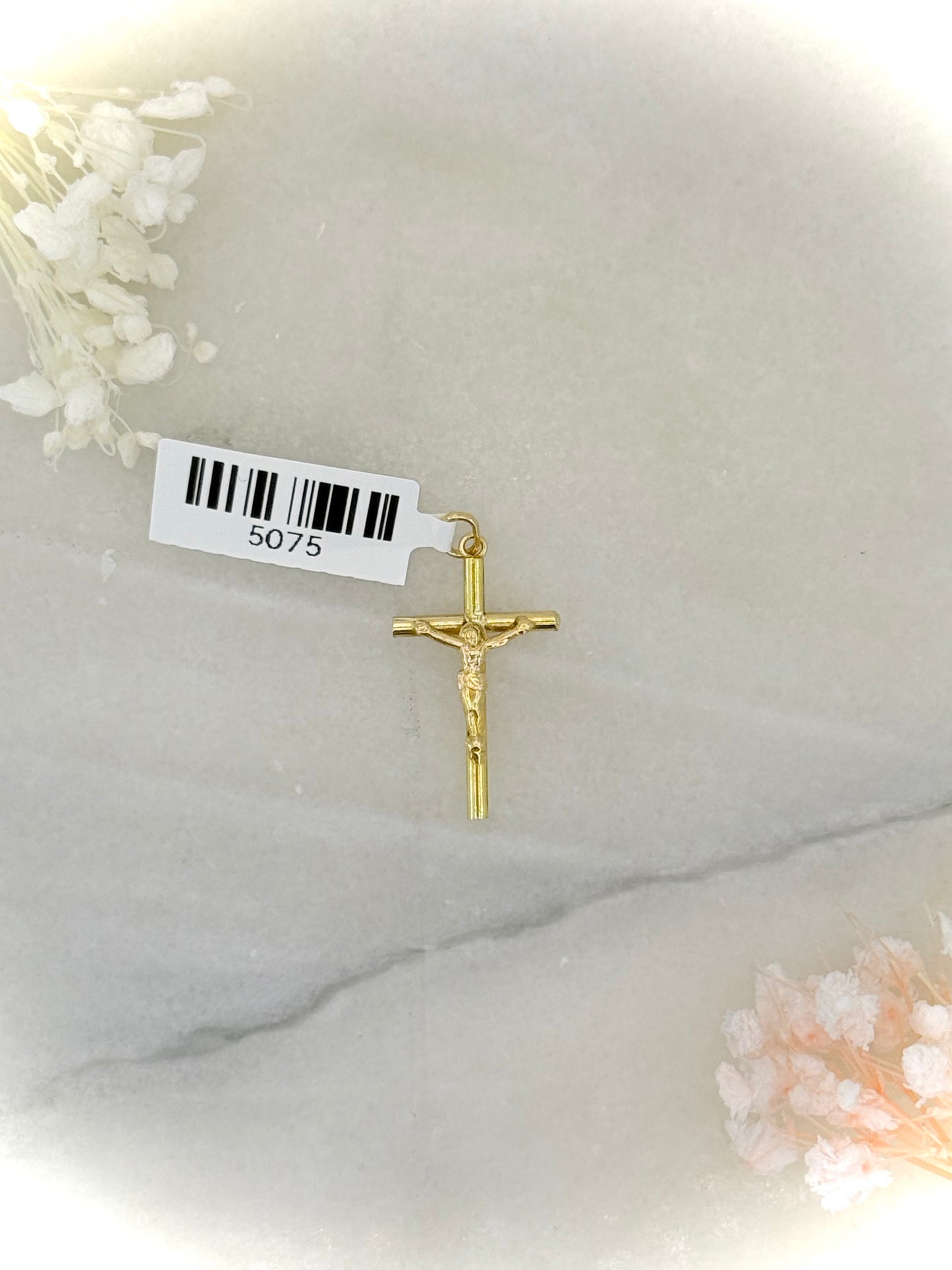 18K Yellow Gold Crucifix Pendant