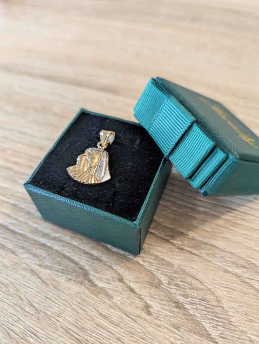 18kt Virgin Mary Figure