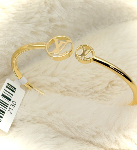 18kt Gold Designer Bangle
