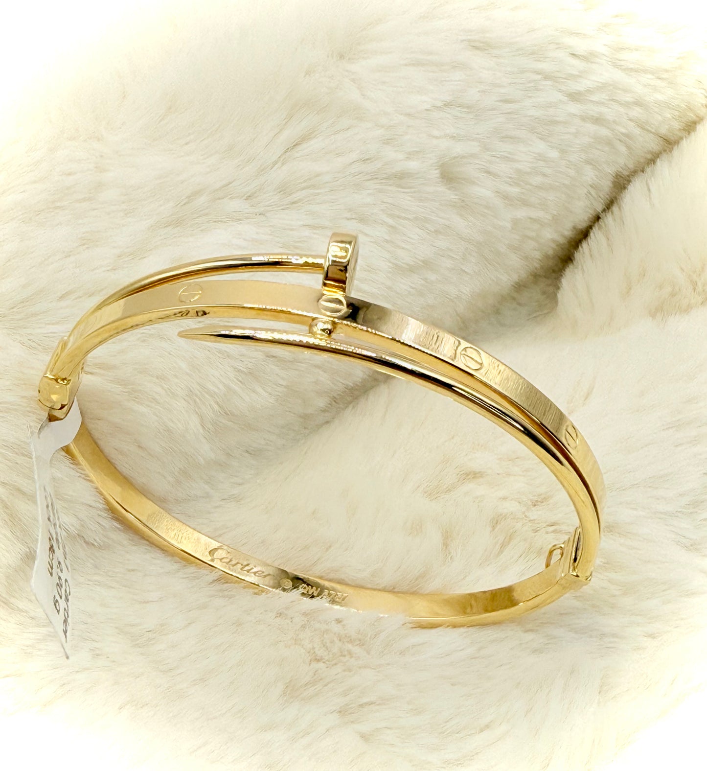 18k Designer Bangle