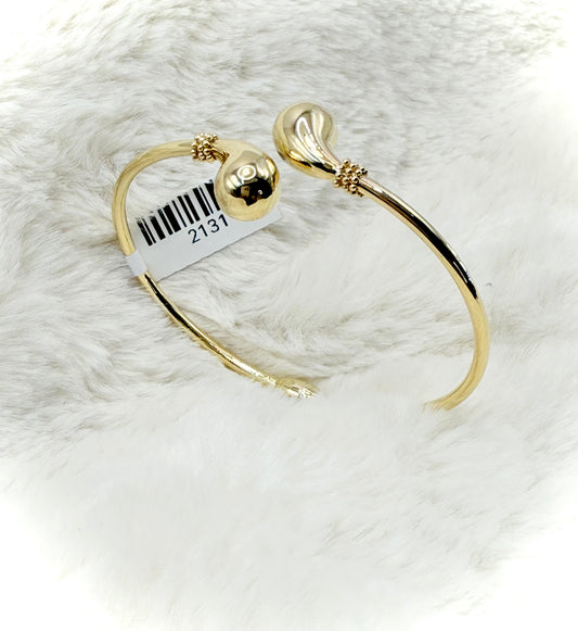 18kt Gold Designer Bangle
