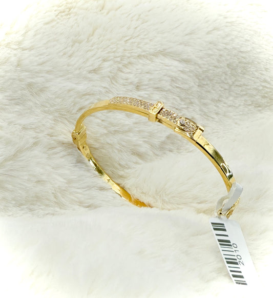 18kt Belt Bangle