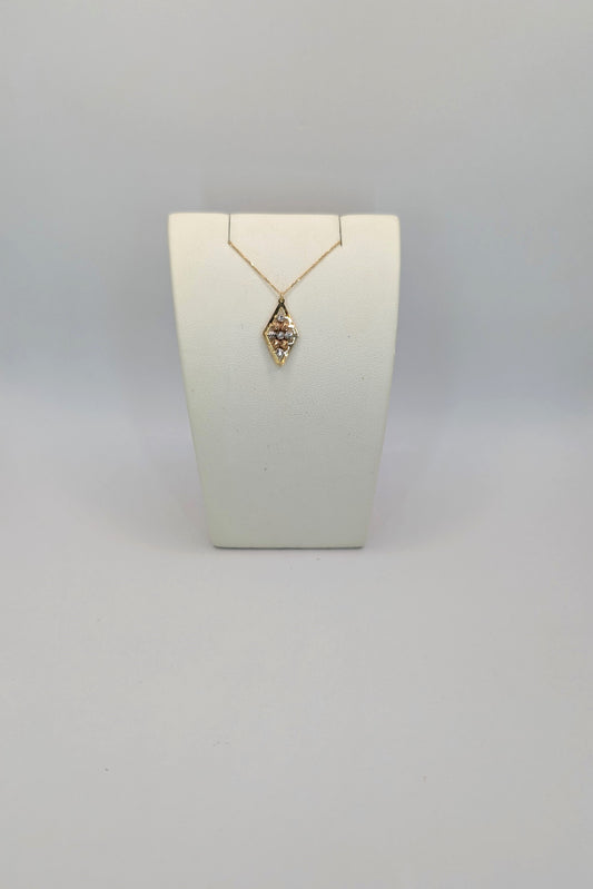 18kt Triangles Necklace