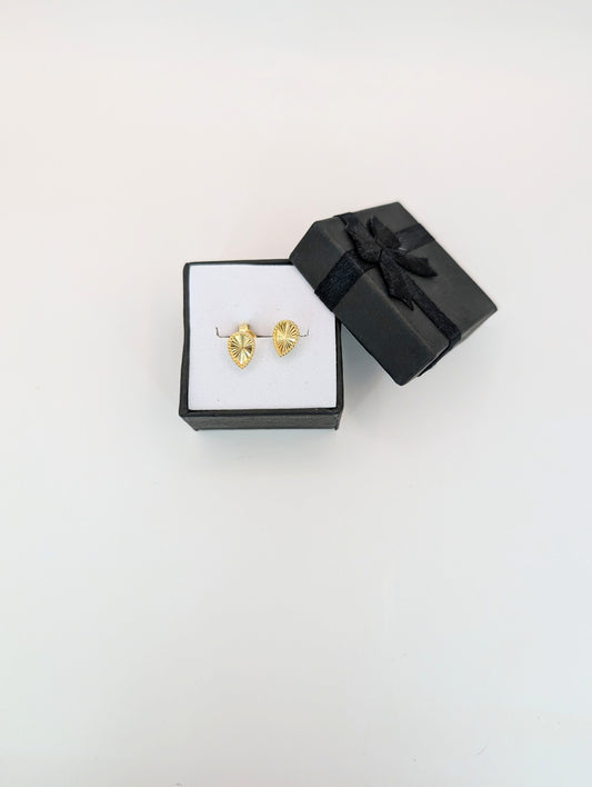 18kt Tear drop Earring