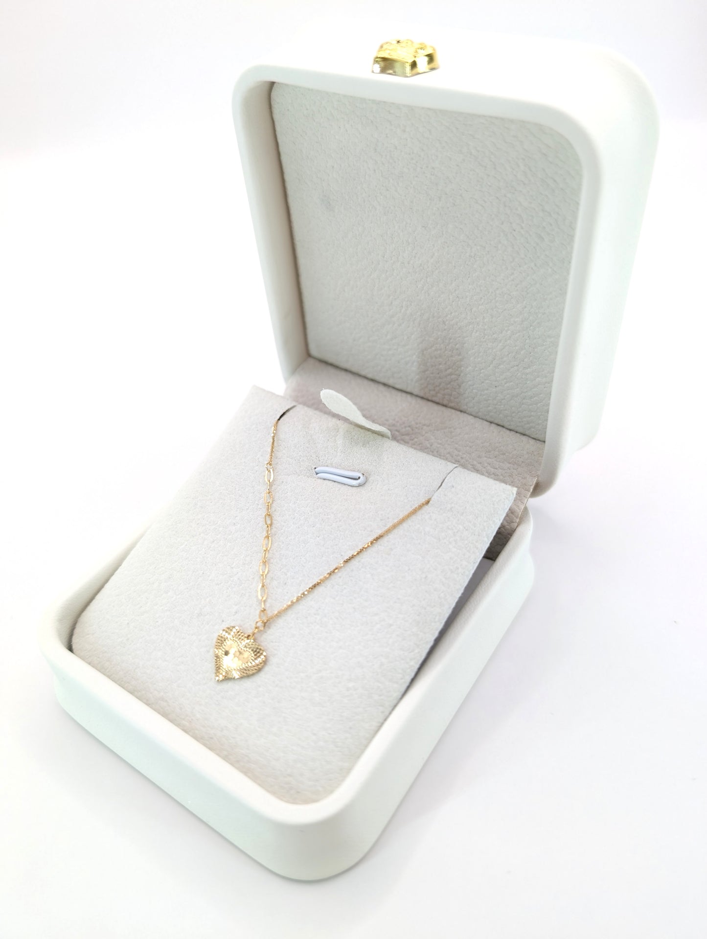 18KT Gold Textured Heart Necklace