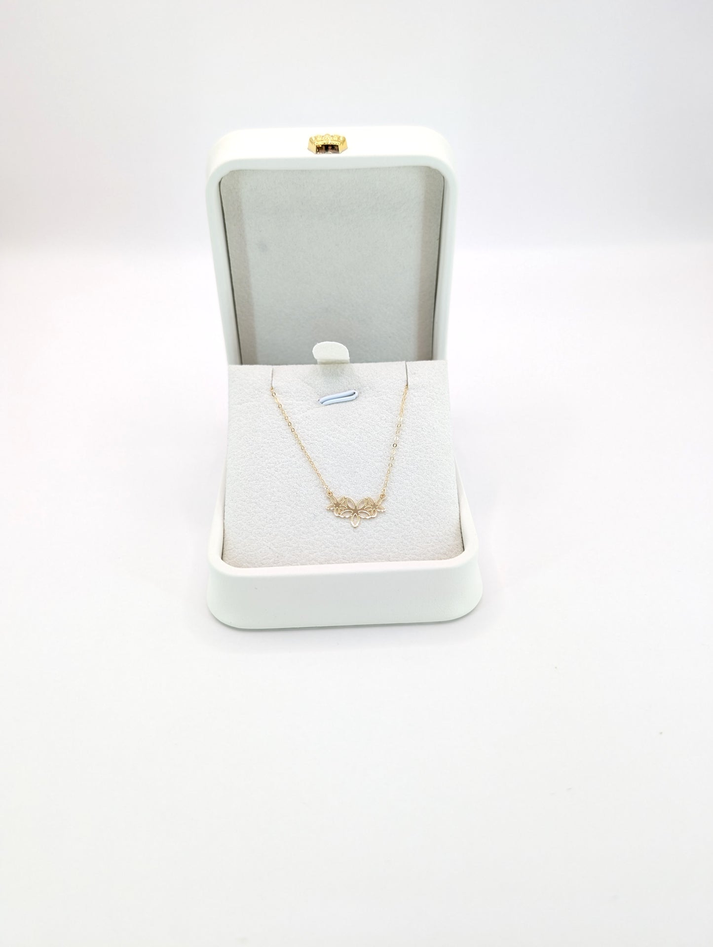 18KT Gold Floral Filigree Necklace