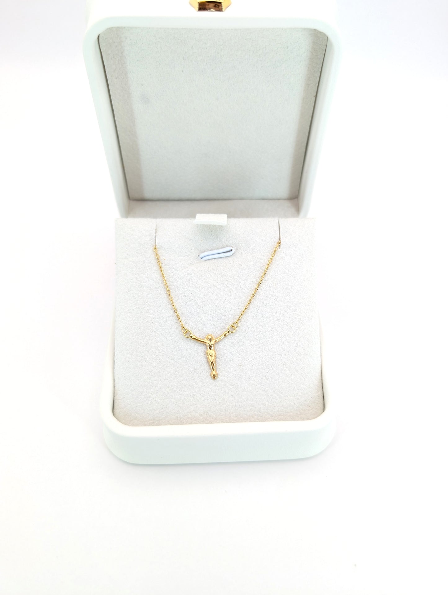 18KT Gold Crucifix Necklace